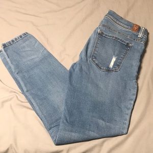 Blue skinny jeans